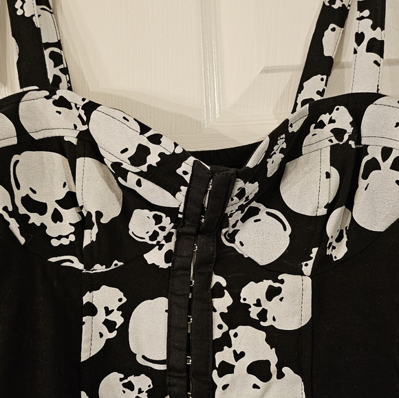 Royal bones skull dress - Picture 4 of 5